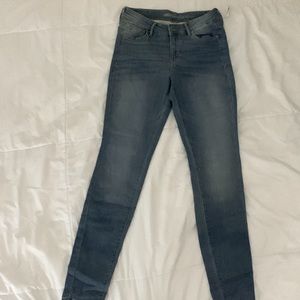 Old Navy Mid-Rise Rock Star Regular Standard Jeggings